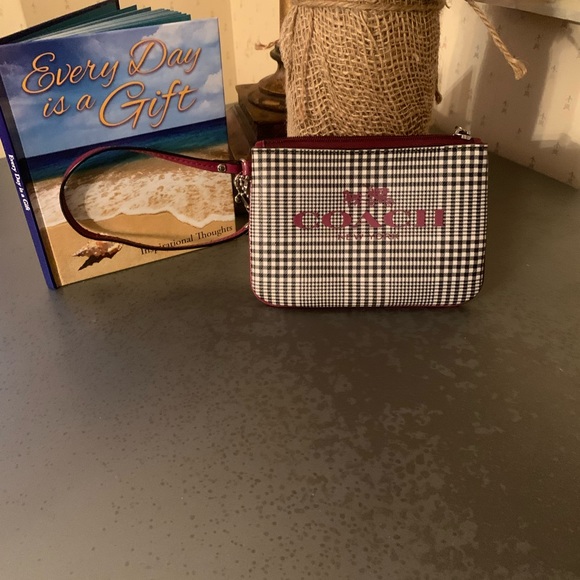 COACH wristlet / mini bag, black plaid vinyl, maroon leather strap and lettering - Picture 8 of 8